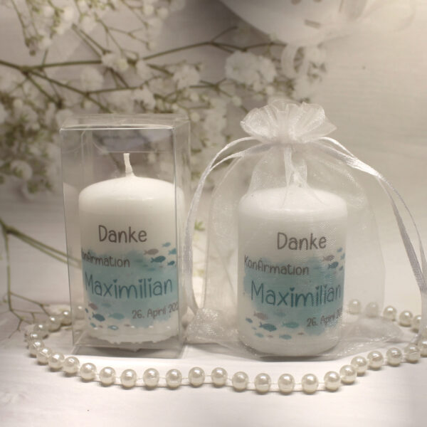 Gastgeschenk Kerze "Fisch türkis" wahlweise im Organzasäckchen oder in der Geschenkschachtel Design K30