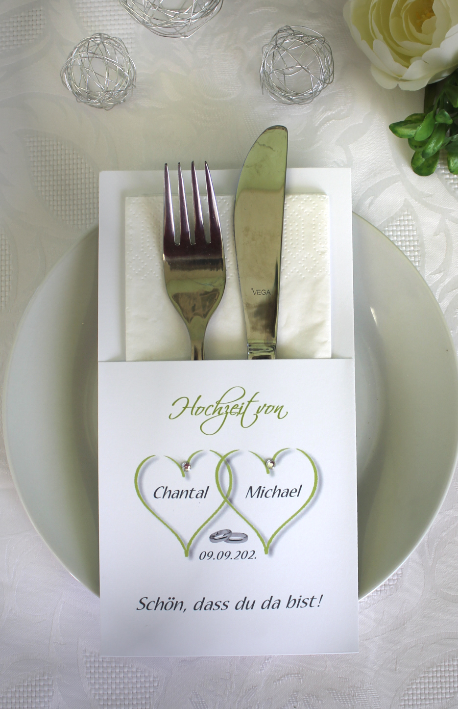 Bestecktasche zur Hochzeit "2 Herzen" personalisiert, Design 10001 wahlweise in 5 Farben: türkis-altrosa-grün-lila-bordeauxrot – Bild 6