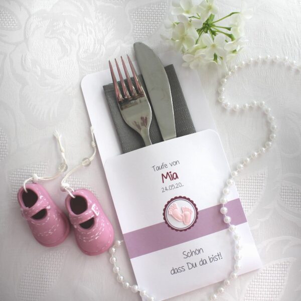 Bestecktasche zur Taufe rosa oder hellblau "Füße" personalisiert, Design 200