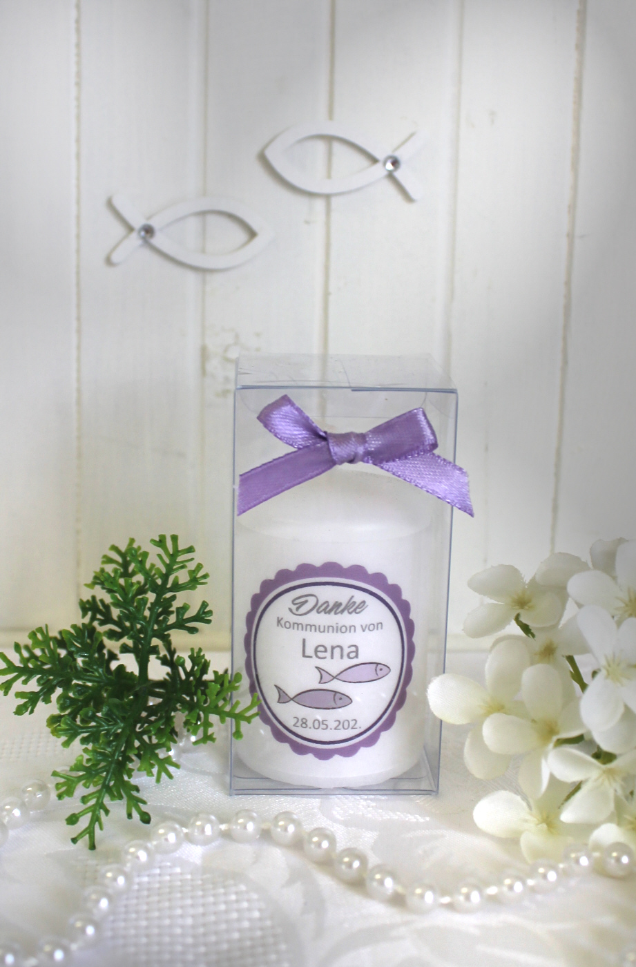 Gastgeschenk Kerze „Label Fisch“ wahlweise im Organzasäckchen oder in der Geschenkschachtel Design 300 – Bild 5