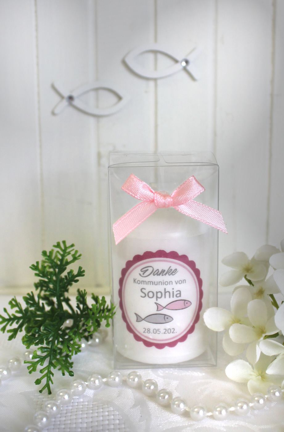 Gastgeschenk Kerze „Label Fisch“ wahlweise im Organzasäckchen oder in der Geschenkschachtel Design 300 – Bild 6