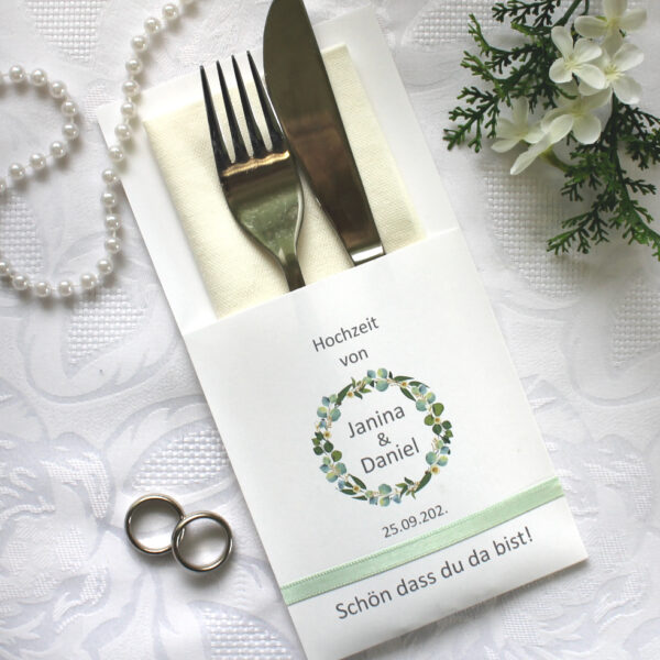 Bestecktasche zur Hochzeit, Eukalyptus Kranz personalisiert, Design 403