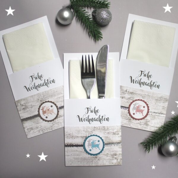 Bestecktasche mit Holzoptik zu Weihnachten mit Motiv "Hirsch" Design 902 Mindestbestellmenge 10 Stück