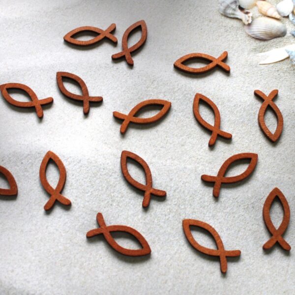 Wunderschöne Holzfische braun – natürliche Deko für Bastelarbeiten & Deko,15 Stück Design 15