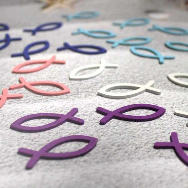 Holzfische als Streudeko oder zum Basteln, wahlweise in 5 Farben, 15 Stück Design 13