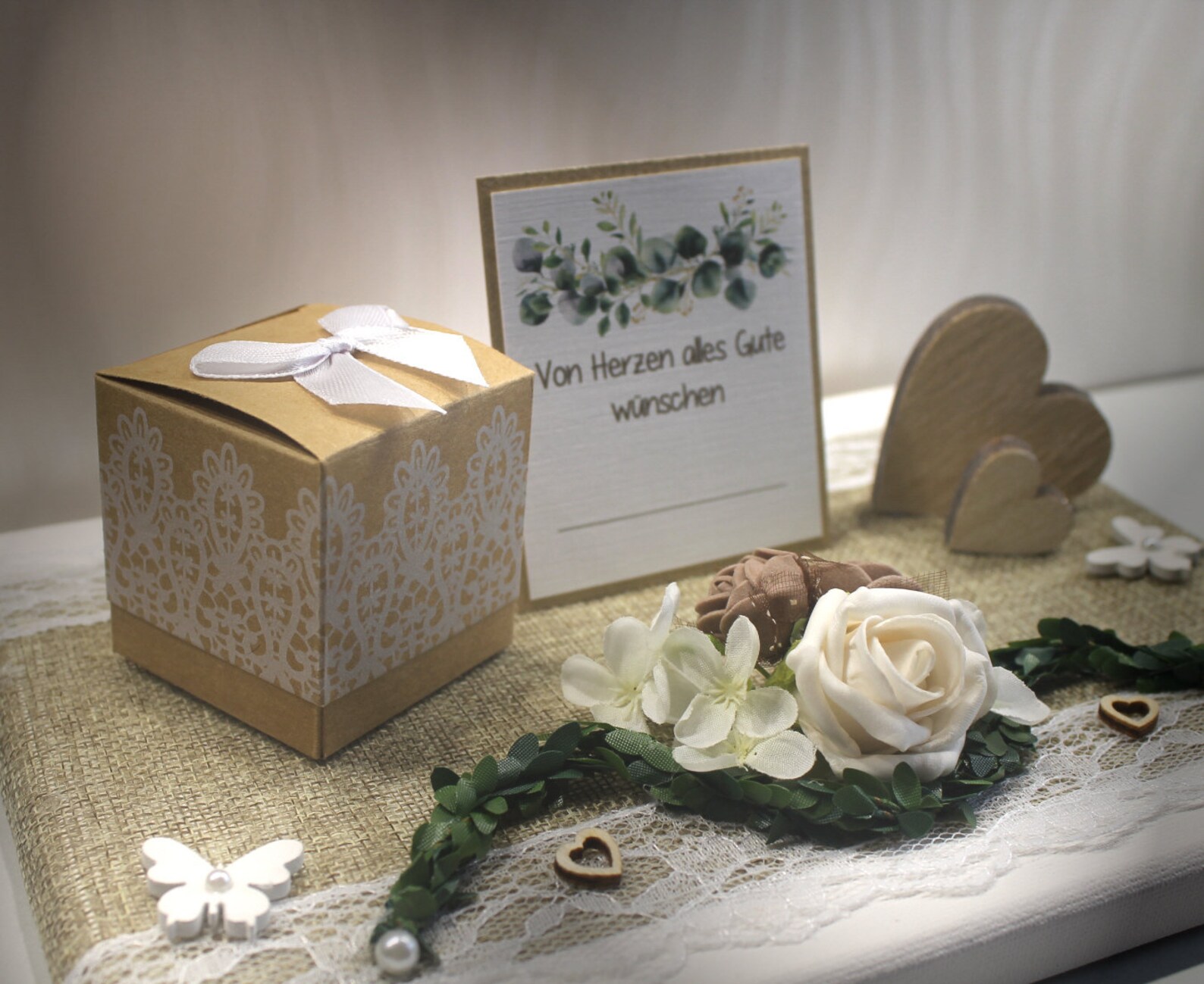 Geldgeschenk zur Hochzeit Leinen mit Spitze Design 70059 – Bild 2