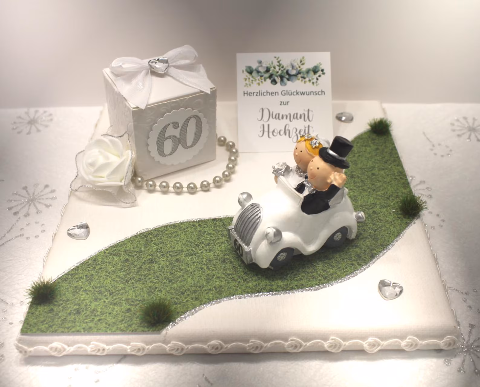 Geldgeschenk zur "Diamantenen Hochzeit" Brautpaar im Auto Design 70060