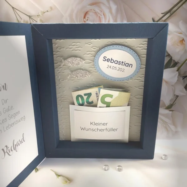 Geschenkschachtel ideal als Geldgeschenk zur Konfirmation, Kommunion oder Firmung incl. Personalisierung! Design 220 blau