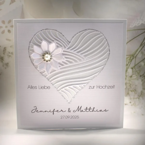 Edle Hochzeitskarte mit Herz – personalisiert mit Namen & Hochzeitsdatum Design 125
