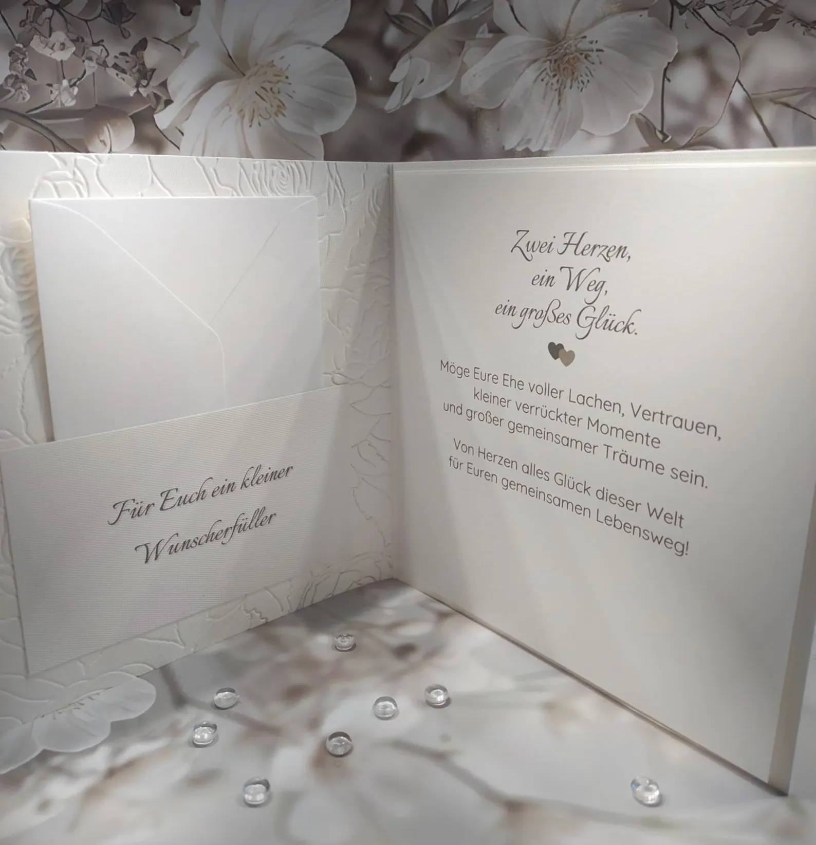 Glückwunschkarte zur Hochzeit "Die Karte Exclusiv" mit handgemachten Blüten, Design 169 – Bild 7