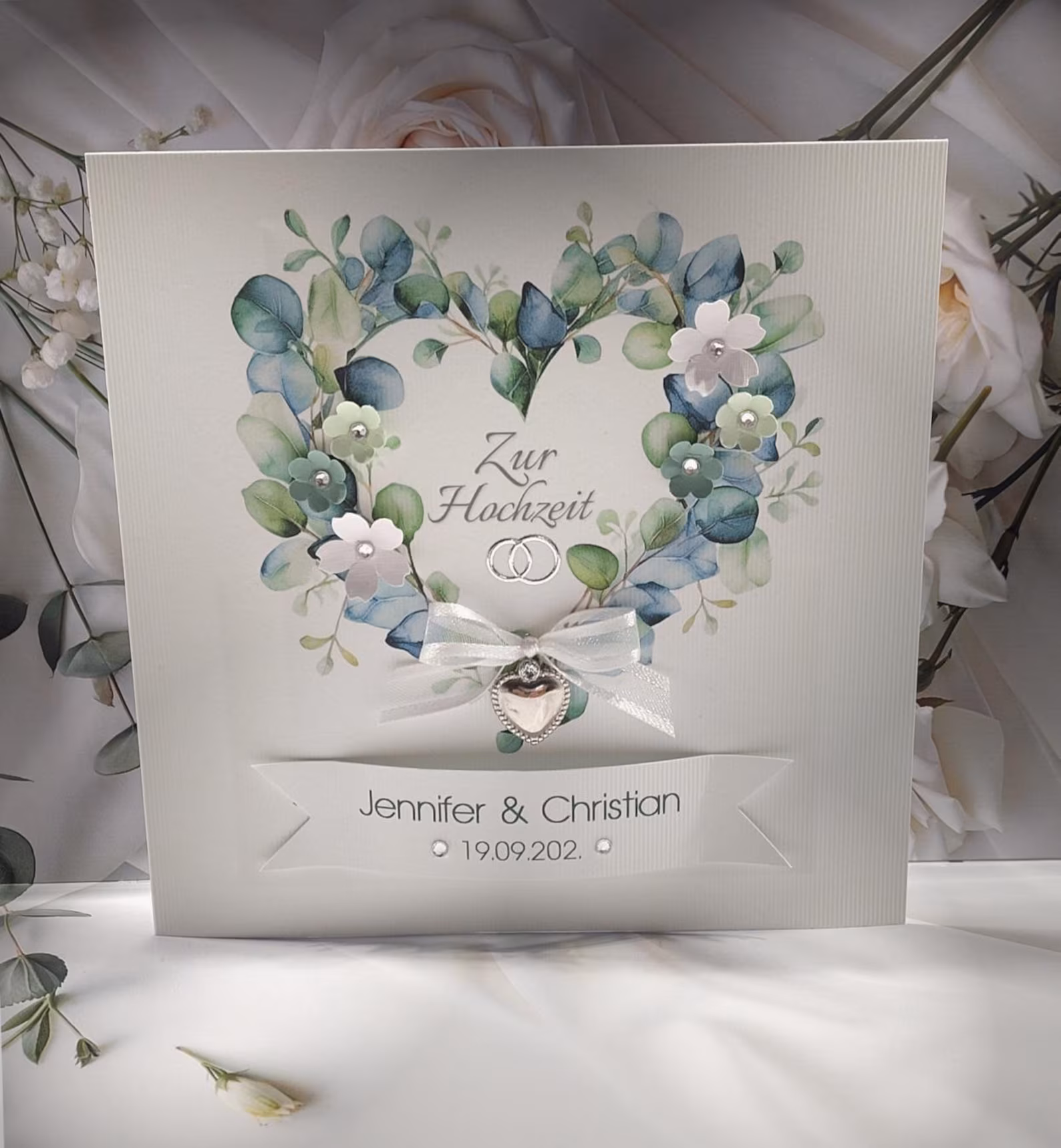 Edle Hochzeitskarte mit Eukalyptuskranz und Blüten Design 170